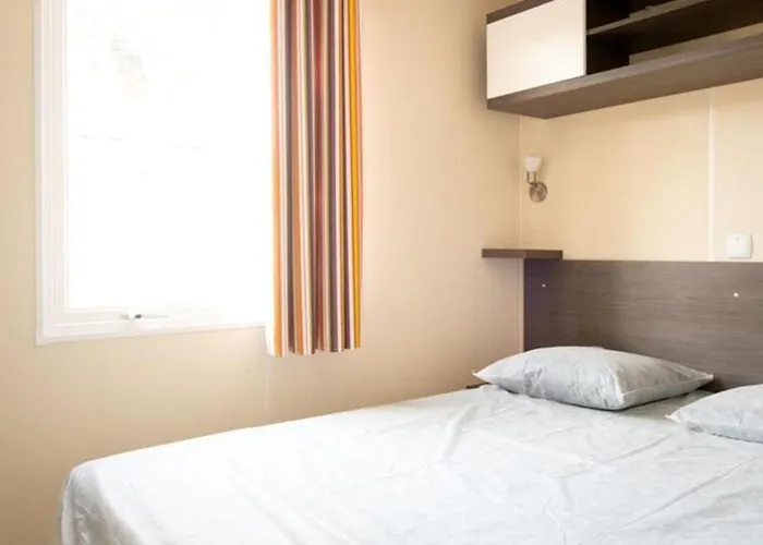 Mobil Spacieux 6 Pers, Terrasse - Api-1-52-507 Saint-Michel-Chef-Chef