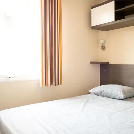 Mobil Spacieux 6 Pers, Terrasse - Api-1-52-507 Сен-Мишель-Шеф-Шеф