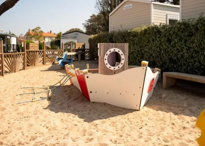 Mobil Spacieux 6 Pers, Terrasse - Api-1-52-507 Saint-Michel-Chef-Chef